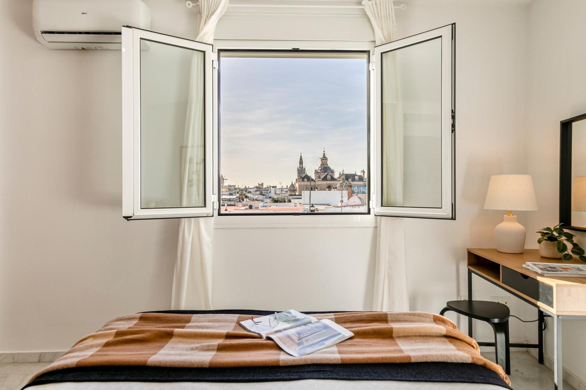 Avanti Las Setas, En El Corazon De Sevilla Y Con Vistas A La Giralda Kültér fotó
